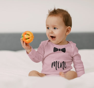 baby-long-sleeve-onesie-pink-bow-mini