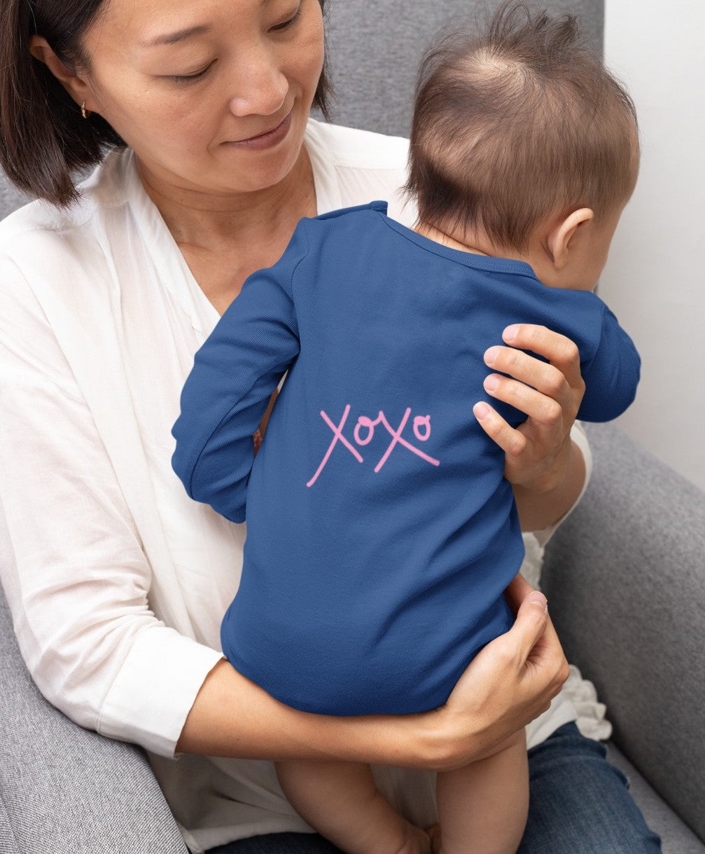 long-sleeve-onesie-keep-calm-and-kiss-me-blue-backside