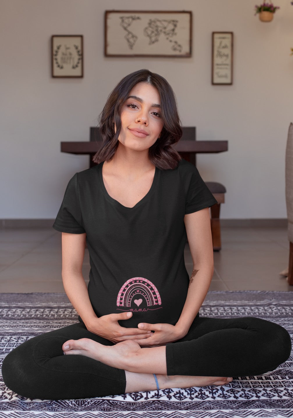 maternity-tee-black